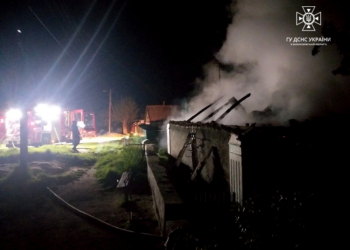 На Миколаївщині вогнеборці ліквідували пожежу літньої кухні
