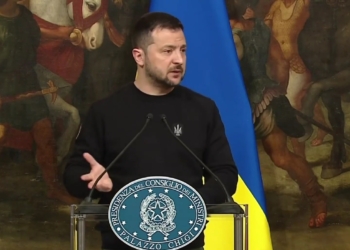 Попросив засудити російські злочини в Україні: Володимир Зеленський зустрівся з Папою Римським (ДОДАНО ВІДЕО)