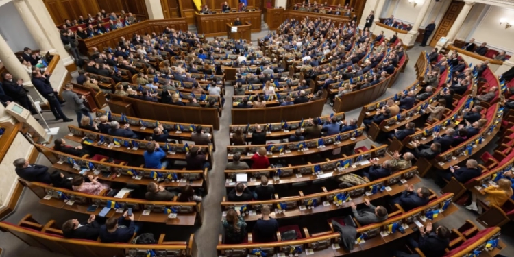Зеленський вніс до Верховної Ради законопроект про продовження воєнного стану в Україні
