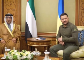 Зеленський зустрівся з главами делегацій ОАЕ, Оману та Кувейту
