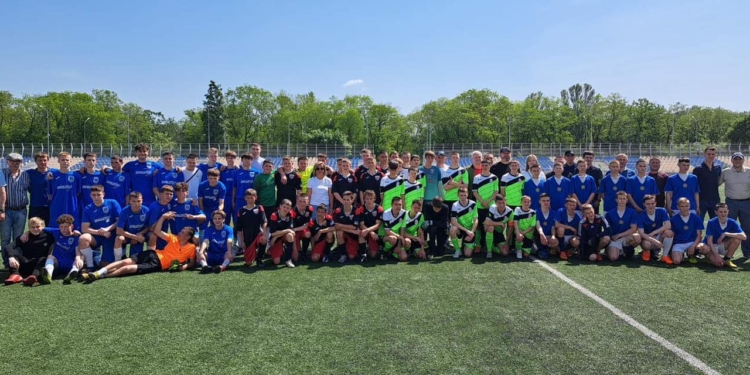 У Миколаєві визначилися переможці Кубку губернатора Віталія Кіма «Разом до Перемоги!» серед юних футболістів (ФОТО)