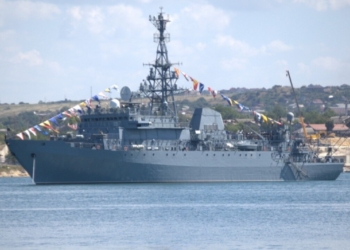 Російський корабель-розвідник «Іван Хурс» був атакований в Чорному морі морськими дронами – соцмережі та ЗМІ