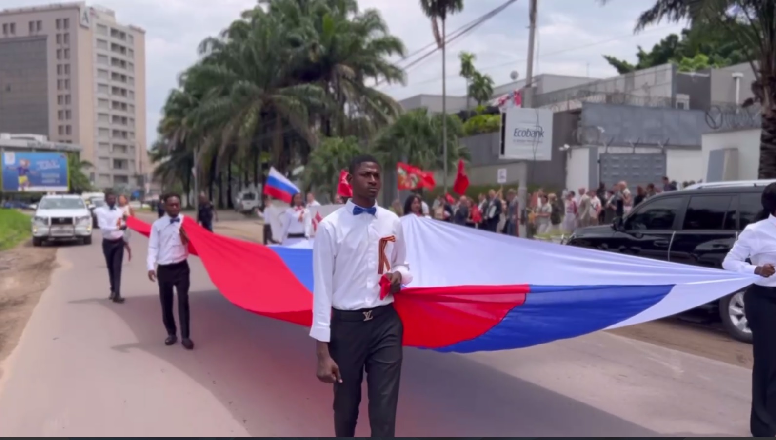 Росія знайшла, де провести акцію «Безсмертний полк», – в Конго (ВІДЕО)