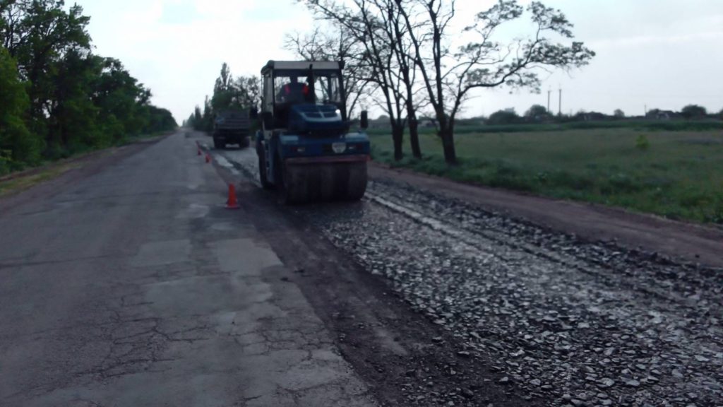 На Миколаївщині ремонтують дороги місцевого значення: що зроблено за тиждень (ФОТО) 20