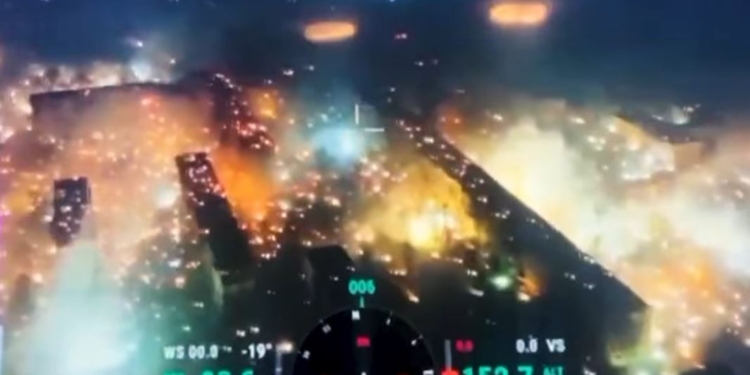 Рашисти спалюють Бахмут фосфорними бомбами (ВІДЕО)