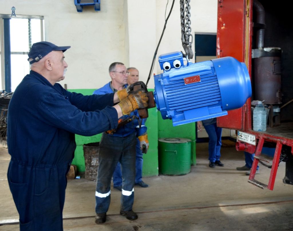 «Миколаївводоканал» отримав нові двигуни для станцій каналізації від Агентства ООН з питань міграції (ФОТО) 3