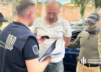В Миколаєві представник Військової служби правопорядку організував схему втечі ухилянтів за кордон – за $7,5 тис. “з носа” (ФОТО, ВІДЕО)