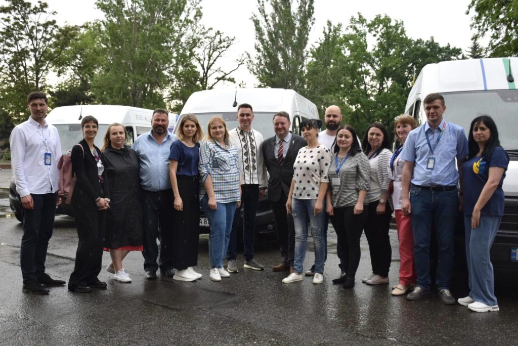 ПРООН і Канада передали три спеціалізовані автомобілі на потреби громад Миколаївщини (ФОТО) 3
