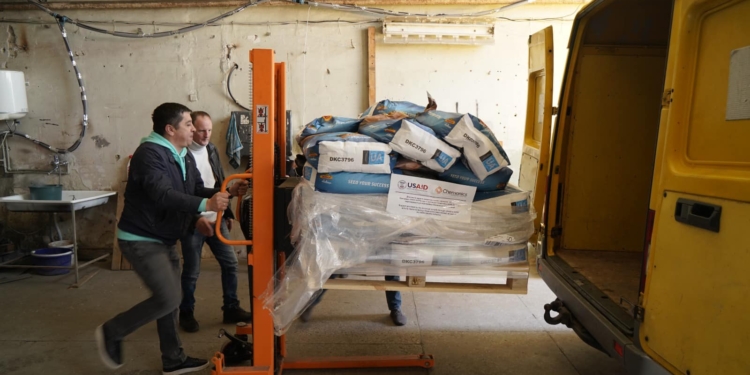 Понад 80 агровиробників Миколаївщини отримають насіння кукурудзи бренду DEKALB від компанії Bayer (ФОТО)