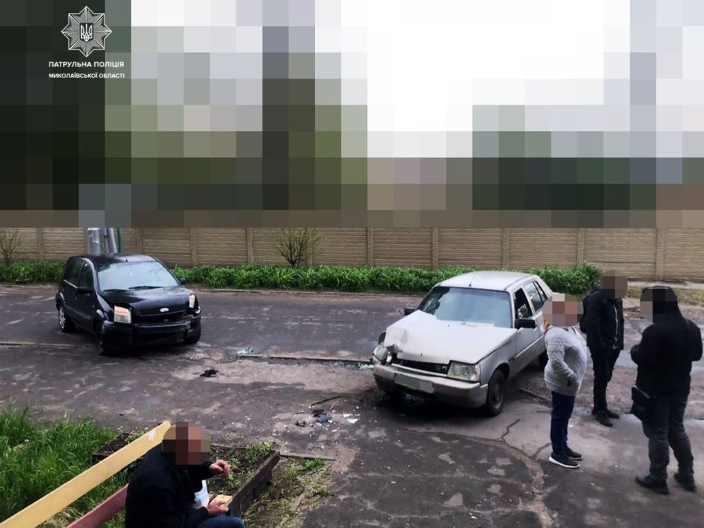 Вчора у Миколаєві патрульні затримали двох п’яних водіїв, які скоїли ДТП (ФОТО) 3