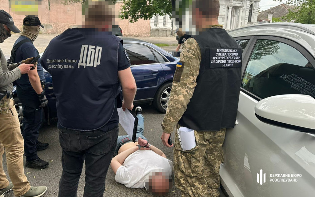 В Миколаєві представник Військової служби правопорядку організував схему втечі ухилянтів за кордон - за $7,5 тис. "з носа" (ФОТО, ВІДЕО) 2