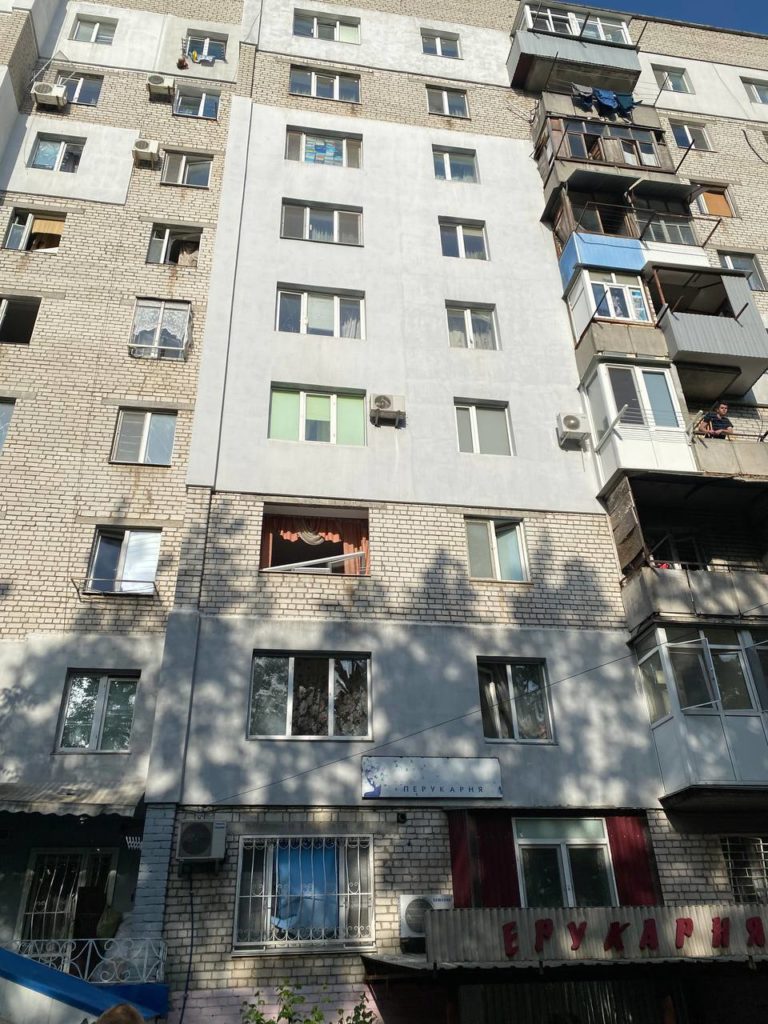 Внаслідок нічної російської атаки у Миколаєві постраждали 6 багатоповерхівок – мер (ФОТО) 5