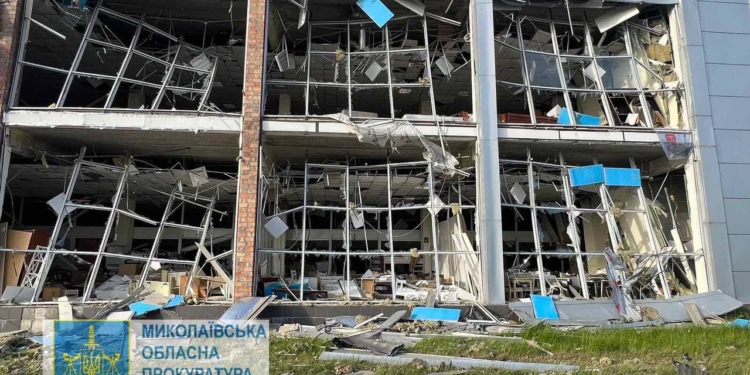 За фактом нічного російського ракетного обстрілу Миколаєва розпочато розслідування (ФОТО)