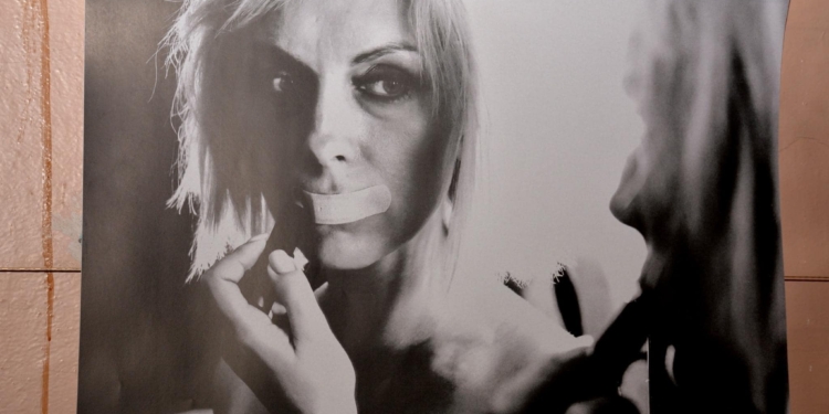 У Миколаєві відкрили фотовиставку, присвячену темі домашнього насилля (ФОТО)