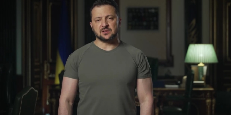 Про загибель дитини на Херсонщині від російського обстрілу і вдячність тим, хто захищає Україну и допомагає боротися, – звернення Зеленського (ВІДЕО)