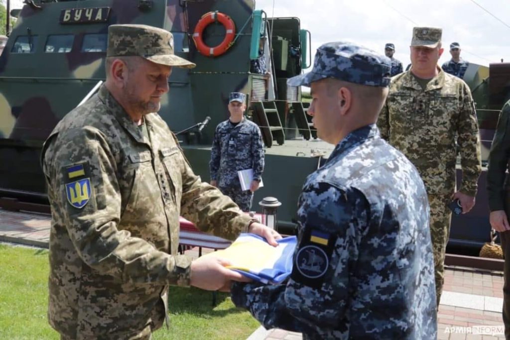 До складу ВМС ЗС України прийнято малий броньований артилерійський катер «Буча» (ФОТО) 7