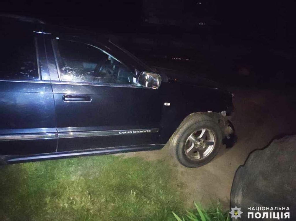 На Миколаївщині п’яний водій на Grand Cherokee насмерть збив велосипедиста та поїхав з місця ДТП. Але його розшукали (ФОТО) 8