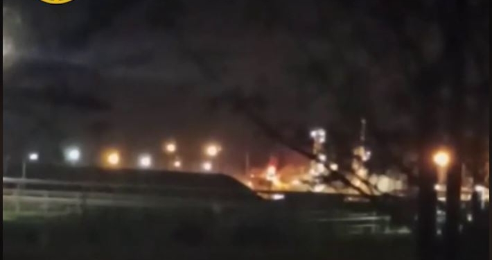 Чергова нафтобаза палає в РФ (ВІДЕО)