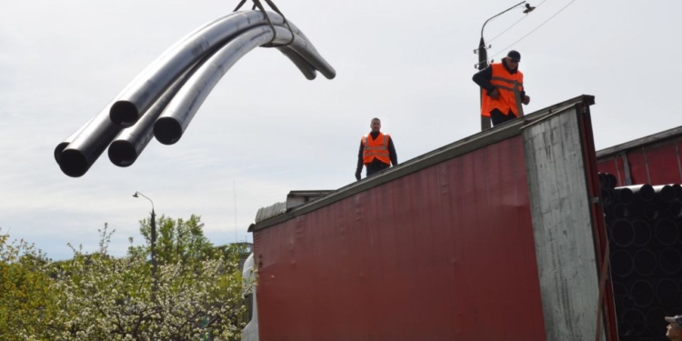 «Миколаївводоканал» отримав від Данії майже 3 км труб (ФОТО)