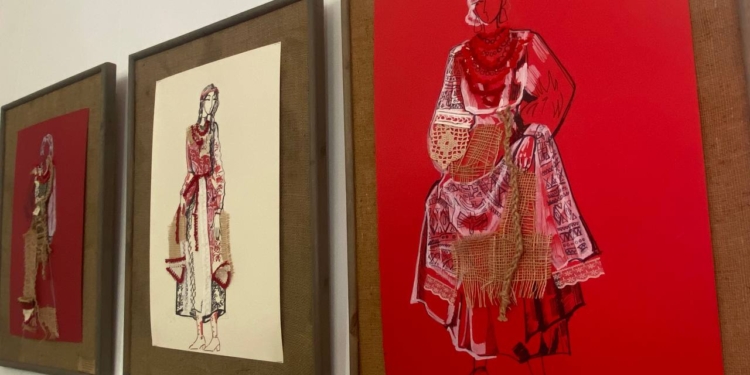 Вишиванка – як органічна частина нашого сучасного буття: у Миколаєві відкрилась виставка «Ой, у лузі червона калина» (ФОТО)