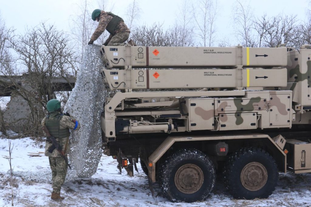 За півроку німецький ЗРК IRIS-T вже знищив 60 ворожих повітряних цілей (ФОТО, ВІДЕО) 11