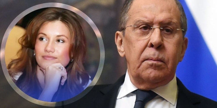 Донька Лаврова прилетіла на весілля до Грузії. Після протесту її вивезли (ФОТО, ВІДЕО)