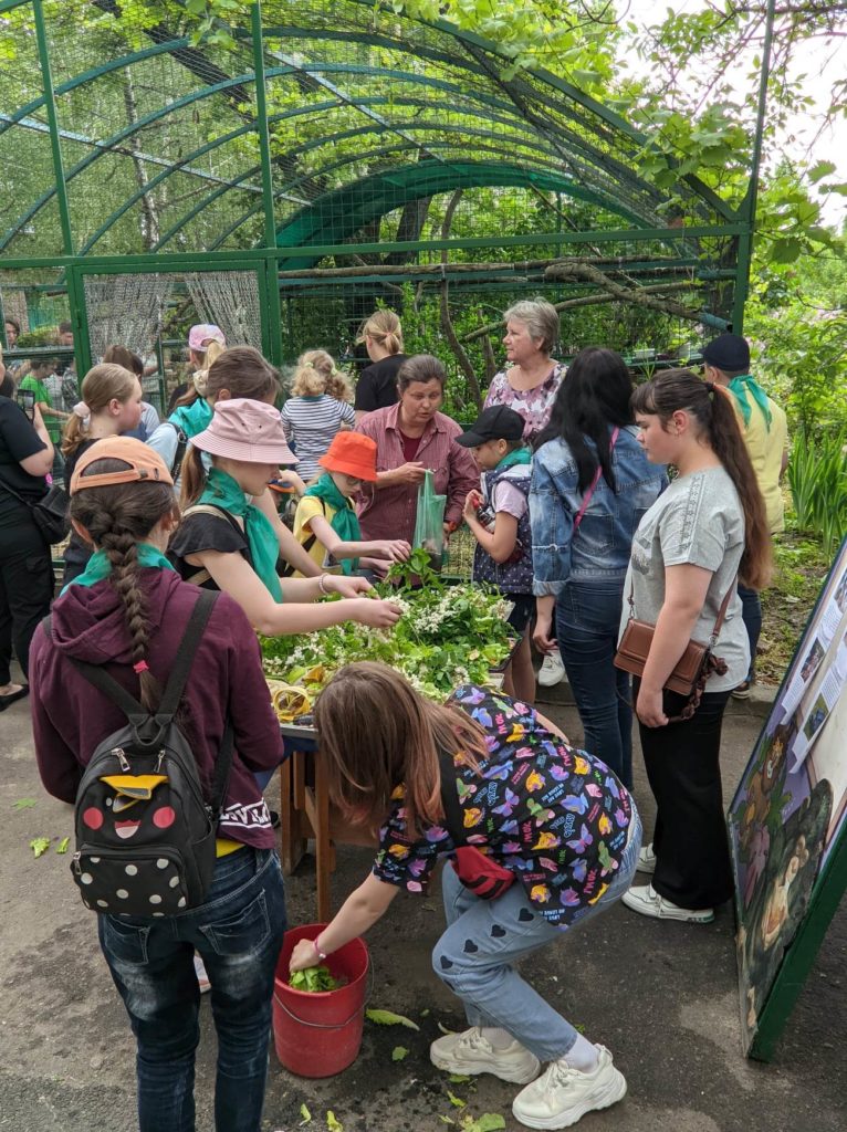 У Миколаївському зоопарку відмітили World Turtle Day: «місцеві» тортілли були задоволені святковими салатиками (ФОТО) 16