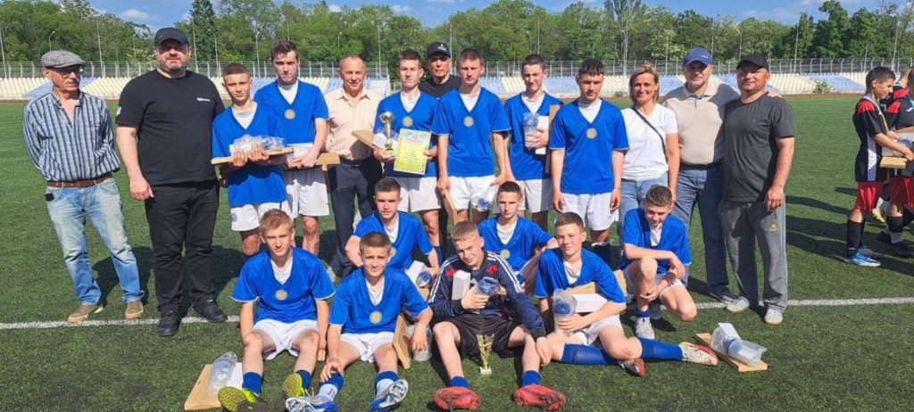 У Миколаєві визначилися переможці Кубку губернатора Віталія Кіма «Разом до Перемоги!» серед юних футболістів (ФОТО) 17