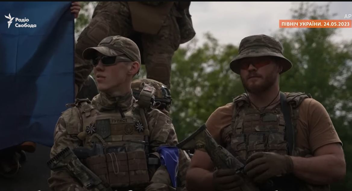 Російським добровольцям для заходу на Білгородщину військову техніку США не давали – вони її відбили у армії РФ (ВІДЕО)