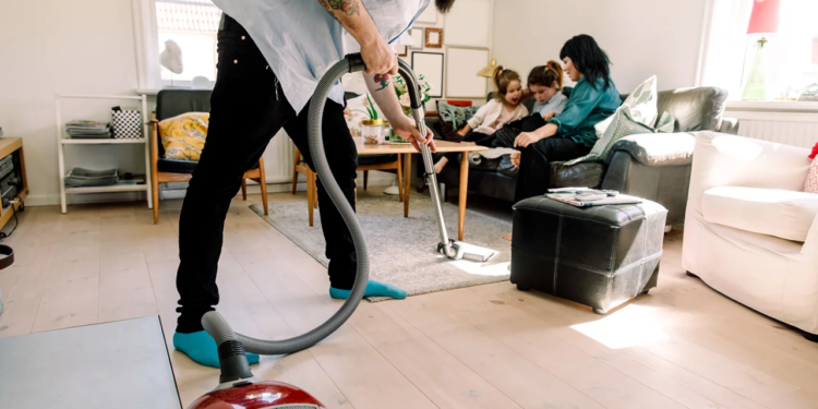 Чия черга мити посуд? В Іспанії запустять новий додаток, щоб чесно ділити роботу по дому