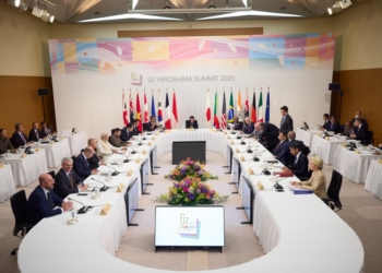 Зеленський на саміті G7 запропонував зібрати саміт формули миру – “саміт світової більшості” (ВІДЕО)