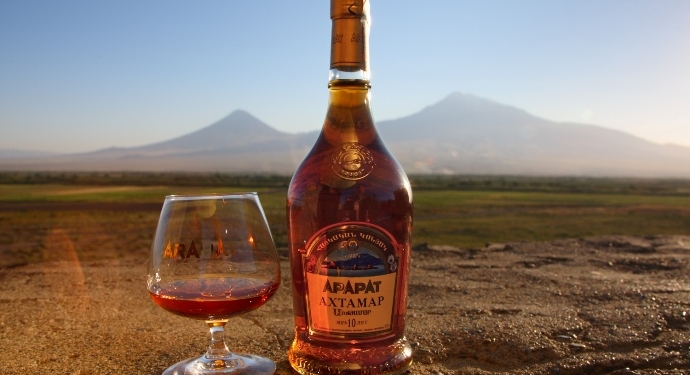 “Боярышник” ніхто не відбере. Армянські коньяки “Арарат” в Росію не підуть