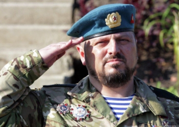 В Луганську підірвали барбершоп – важко поранений “главмєнт” Корнет і 3 його охоронці (ВІДЕО)