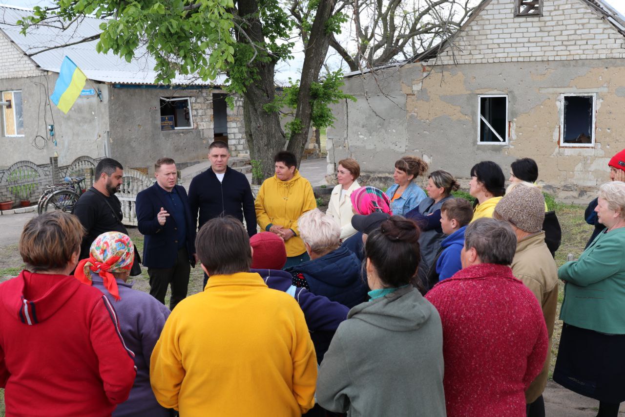 Людям, які повертаються в напівзруйновані міста і села Миколаївщини, потрібна допомога, – Антон Табунщик (ФОТО, ВІДЕО)
