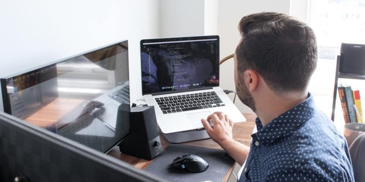 Преимущества работы тестировщиком (ФОТО)