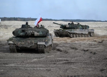Польща офіційно повідомила про передачу Україні 14 МіГів і 325 танків