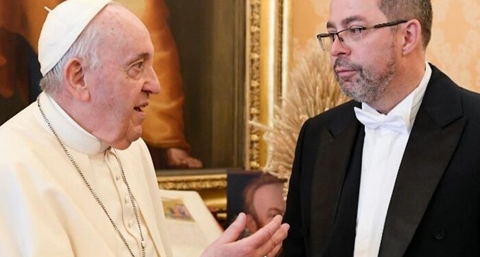 Папа досі носиться з Росією через Фатімське пророцтво, – посол України в Ватікані