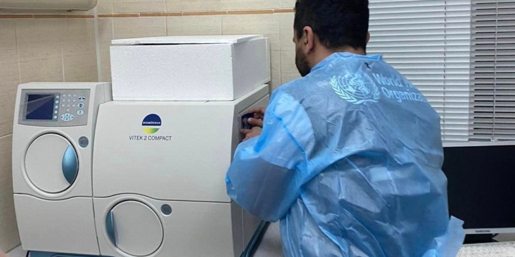 Нещодавно відкрита централізована бактеріологічна клініко-діагностична лабораторія у Миколаєві отримала обладнання від ВООЗ (ФОТО)