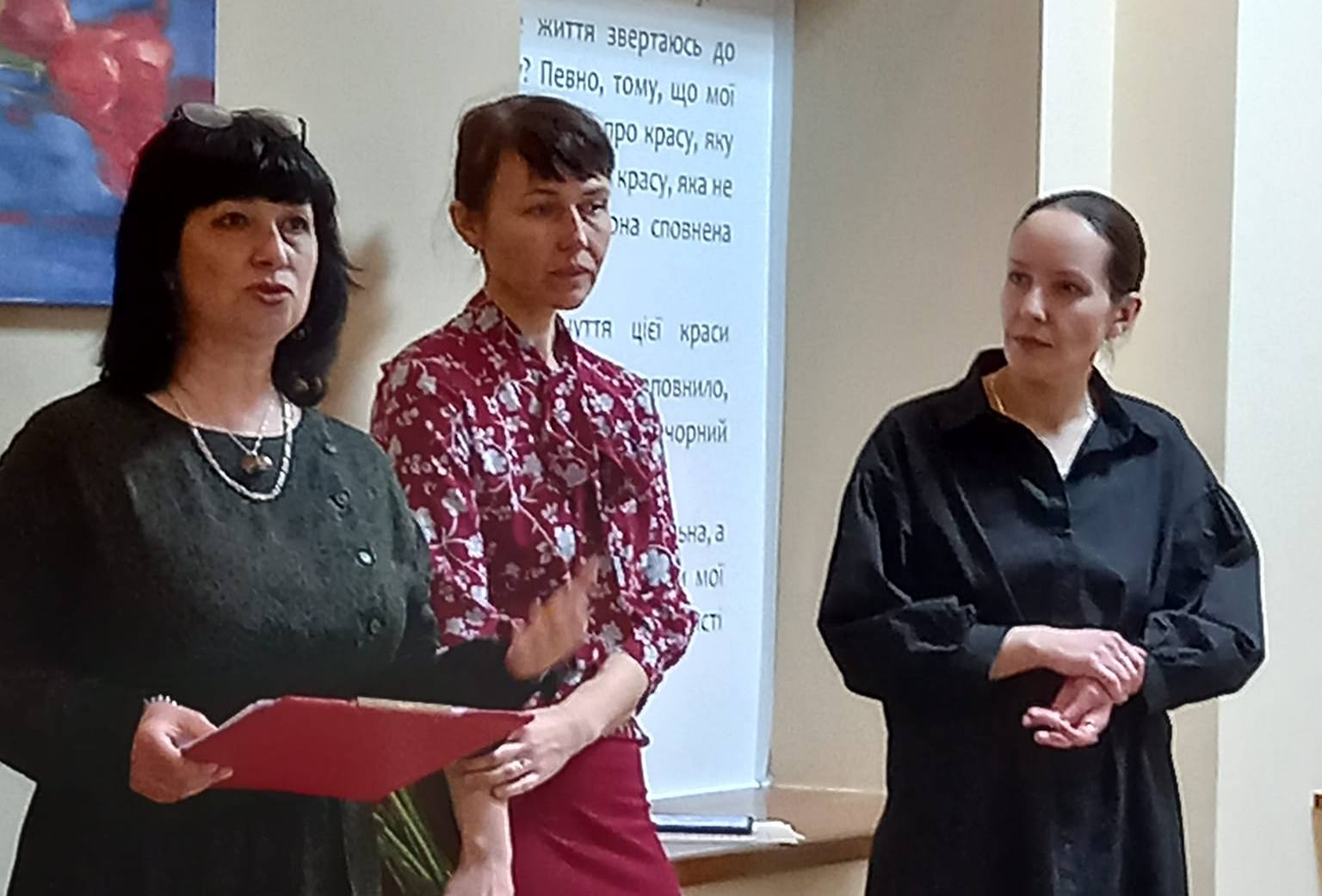 У Миколаєві відкрилась виставка херсонської художниці Яни Голуб’ятникової (ФОТО)