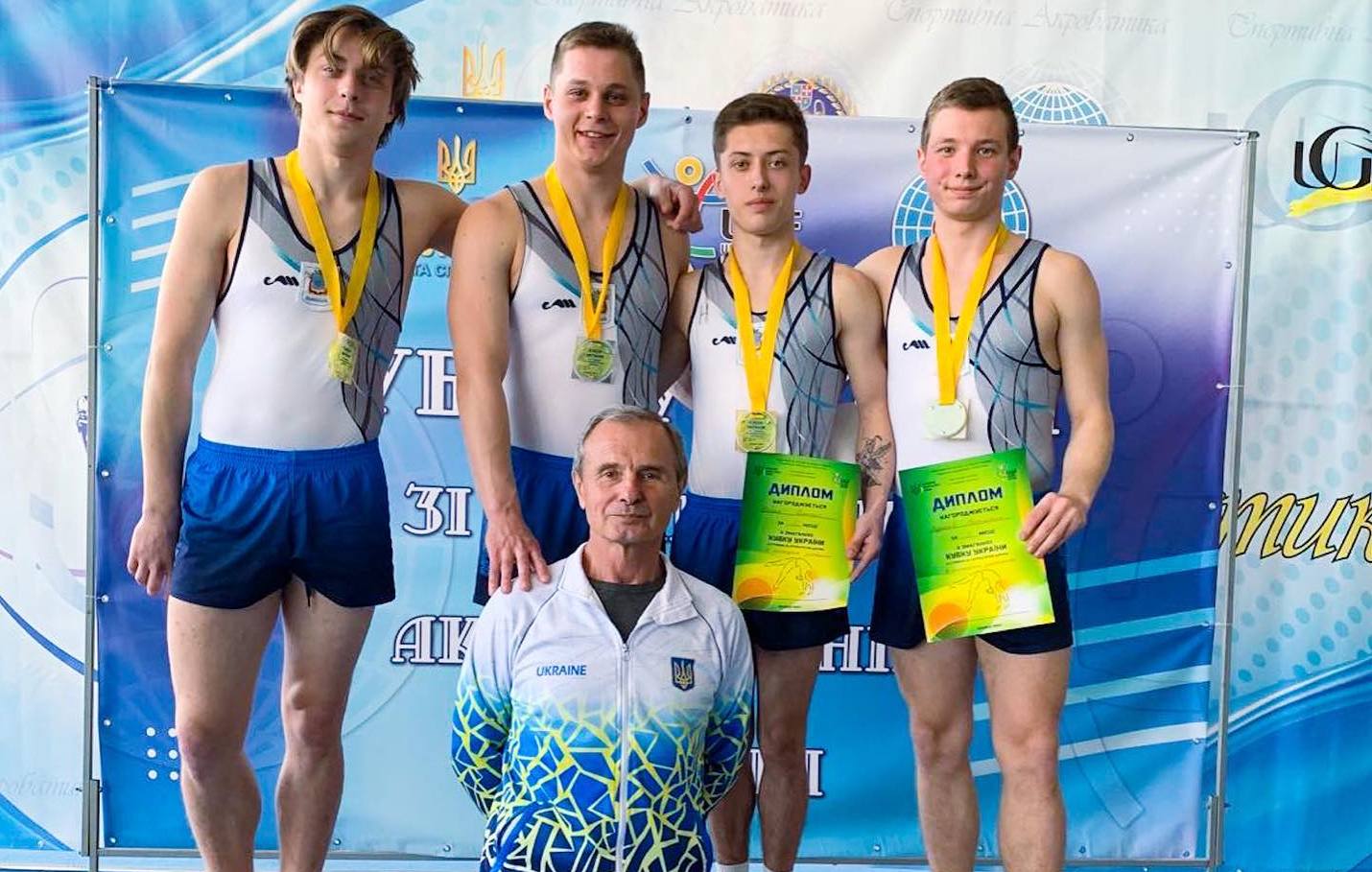 Акробати з Миколаєва стали чемпіонами України (ФОТО)