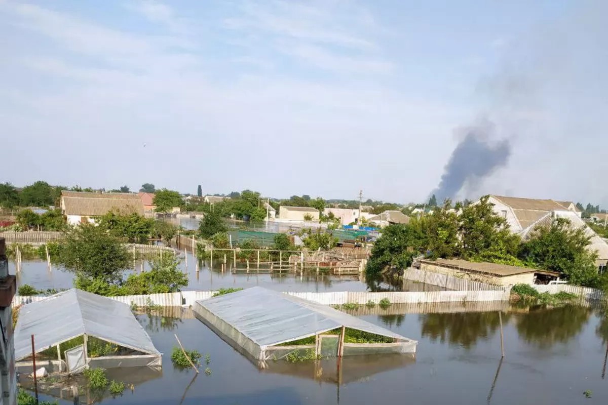 Російські окупанти не випускають людей з затоплених на 90% Олешків – мер