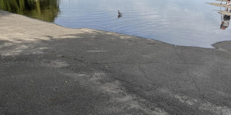 Метрову позначку перетнули: який рівень води в акваторії Миколаєва станом на 11.00