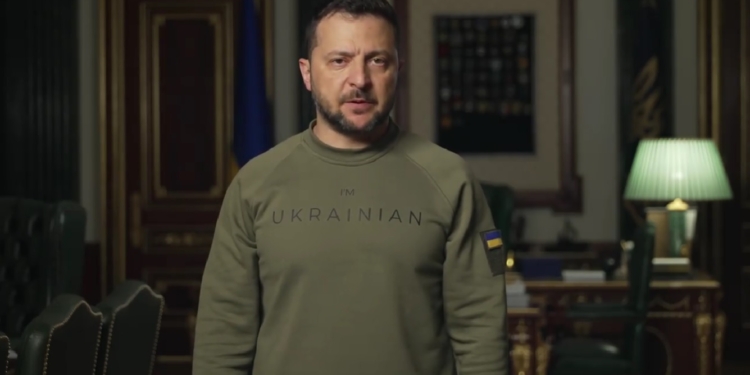 Ставка, допомога США, ситуація на Херсонщині і Миколаївщині і героїзм наших захисників на фронті, – про що звернення Зеленського (ВІДЕО)