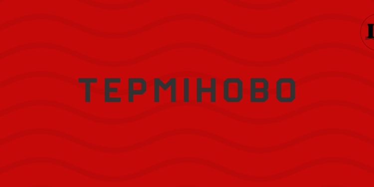 Російська армія обстріляла Корабельний район Херсона – поранені волонтери, евакуація людей призупинена, – ОВА 