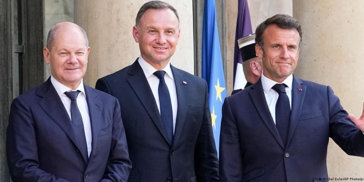 Зустріч Макрона, Шольца і Дуди у Парижі: що вони говорили про Україну, провалені плани путіна та НАТО