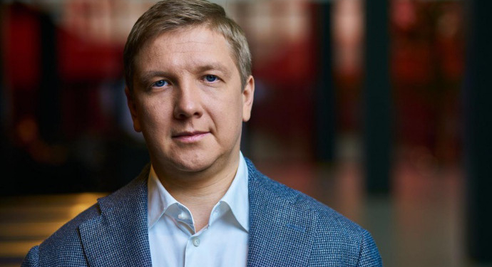 Справа про премію: ВАКС зобов’язав екс-голову «Нафтогазу» Коболєва ще 2 місяці носити електронний браслет та обмежив виїзд за межі Київської області