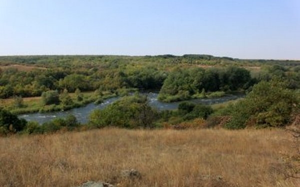 На Миколаївщині прокуратура через суд вимагає повернути державі 8 га землі НПП «Бузький Гард»