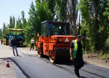 Відремонтовано першу ділянку дороги Миколаїв-Станіслав-Херсон (ФОТО)