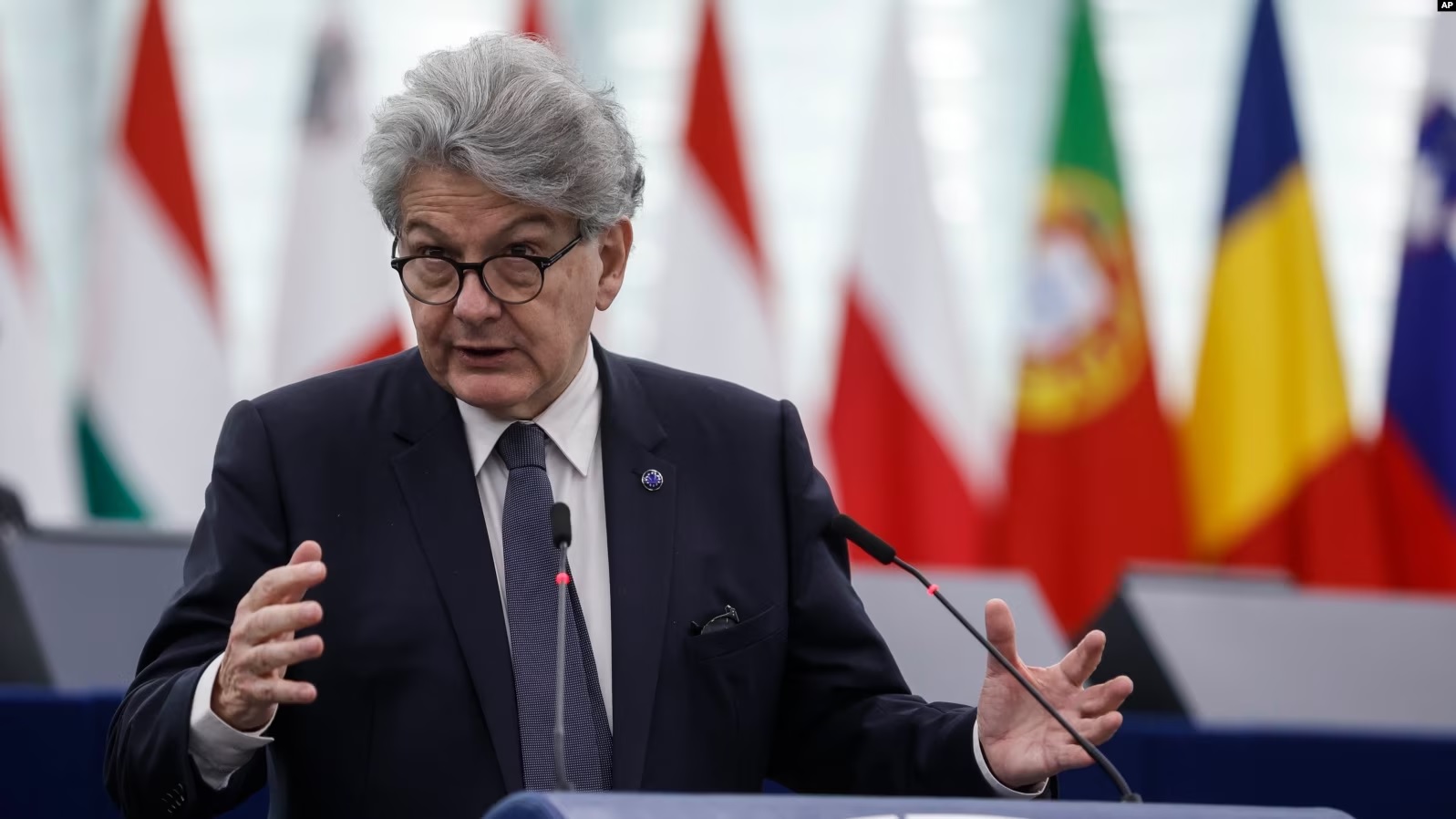 ЄС обіцяє пожвавити постачання зброї та боєприпасів для України – Бретон