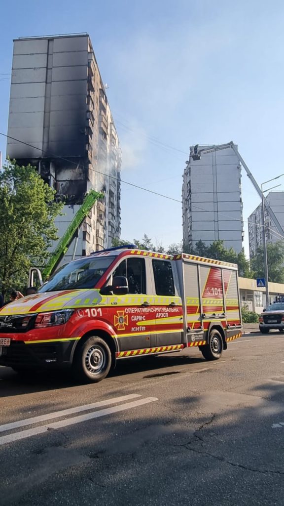 Вибух у київській багатоповерхівці: знайдено тіло другого загиблого (ФОТО) 2